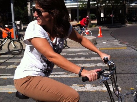 Paseando en la 'eco bici' de la Ciudad de México