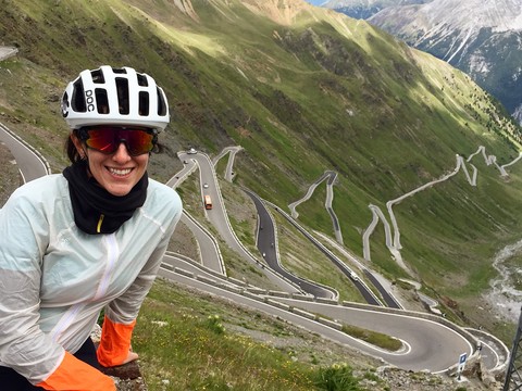 Grabados en mi memoria los “tornanti” del Passo dello Stelvio