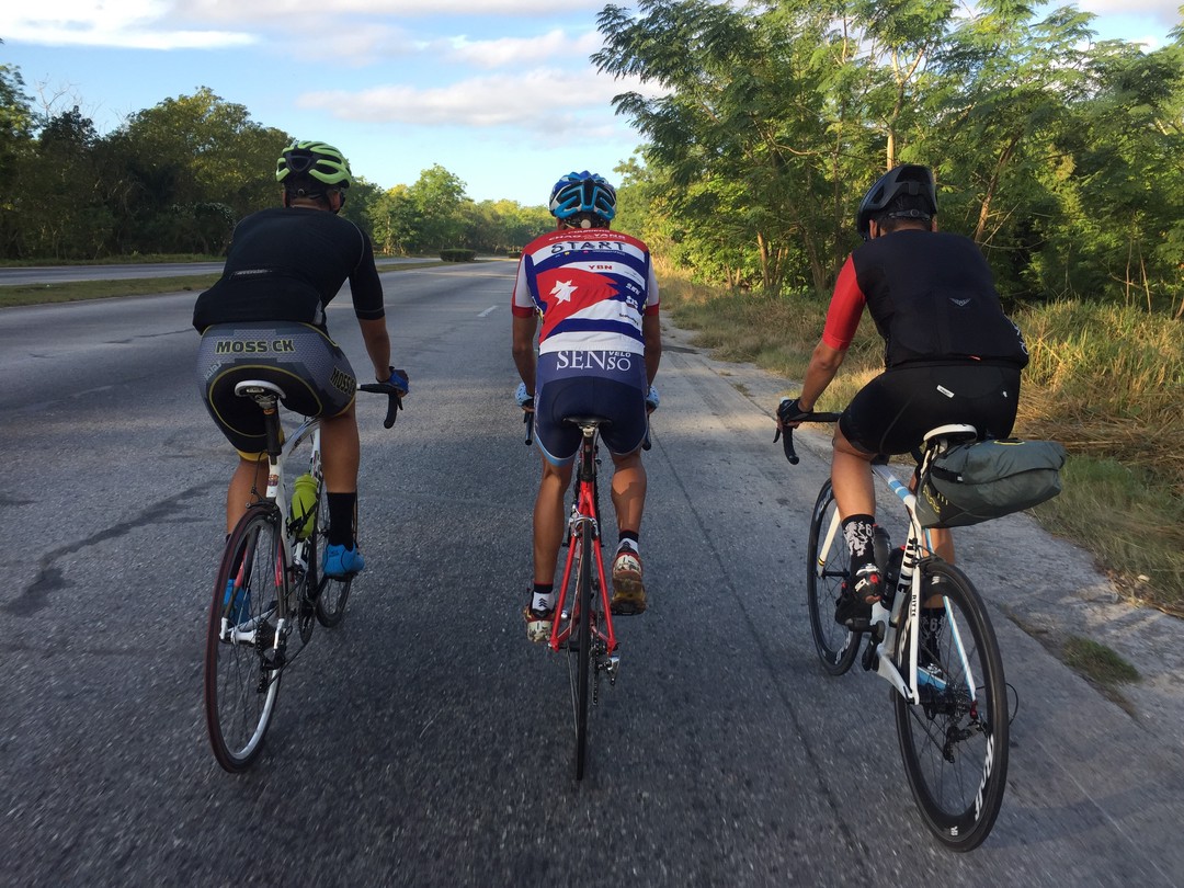 Pedaleando en Cuba, ¡qué bolá!