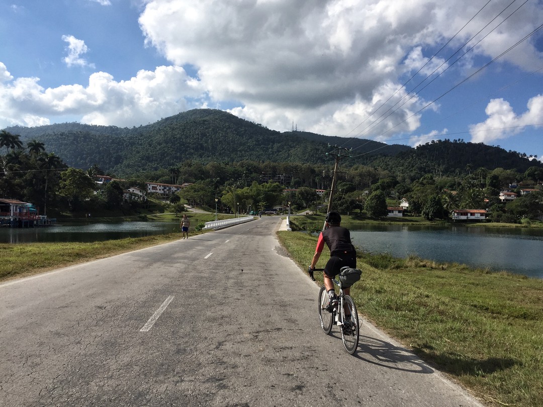 Pedaleando en Cuba, ¡qué bolá!