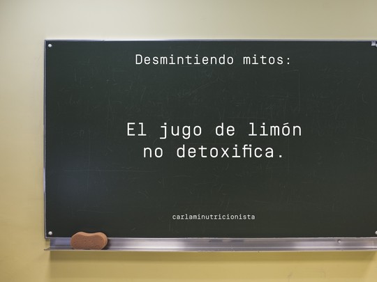 ¿Beber agua con limón?