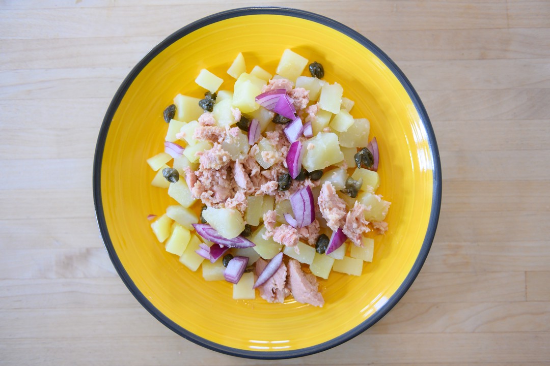 Ensalada de atún y papas con efecto prebiótico