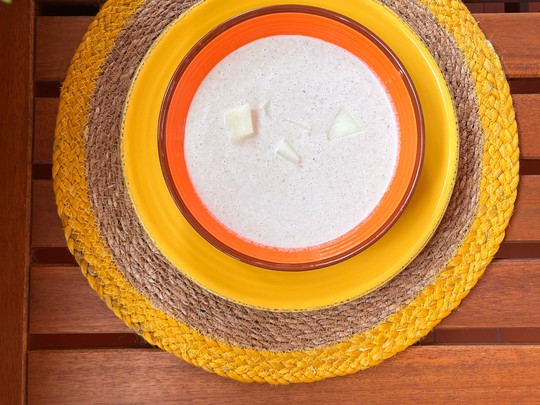 Ajoblanco: una sopa fría de almendras